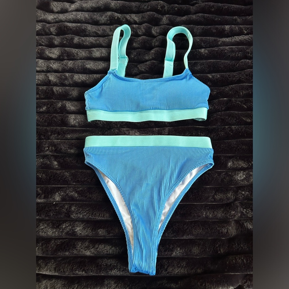Swim suit